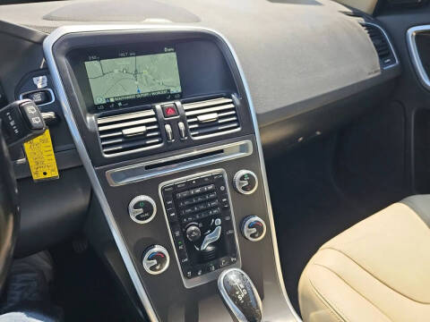 2016 Volvo XC60 T6 Platinum