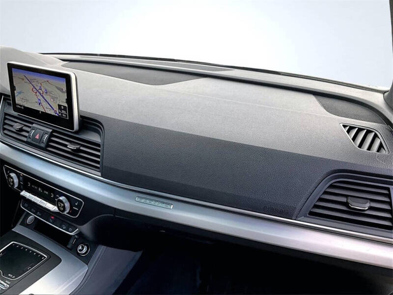 2019 Audi SQ5 3.0T quattro Premium Plus