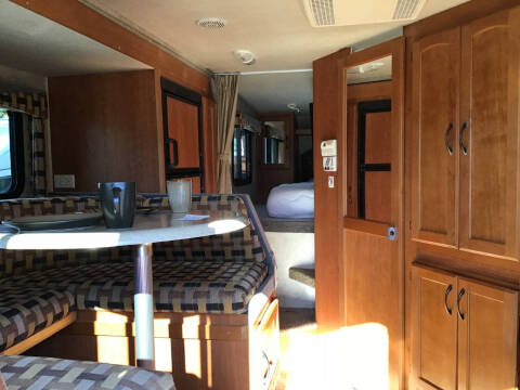 2012 Eagle Cap Adventurer 995 / 20ft