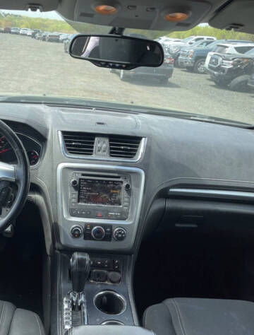 2016 GMC Acadia SLE-2