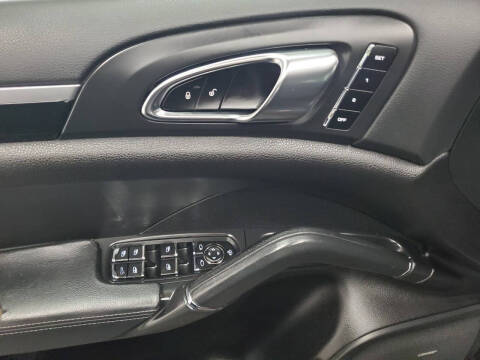 2012 Porsche Cayenne