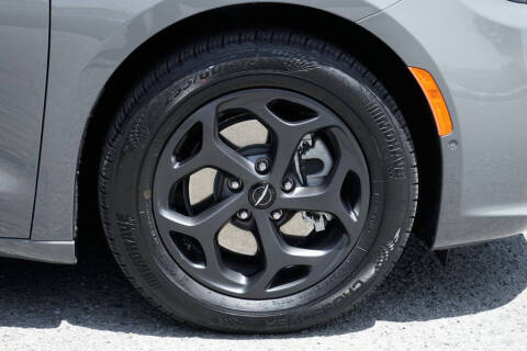 2022 Chrysler Pacifica Hybrid Limited