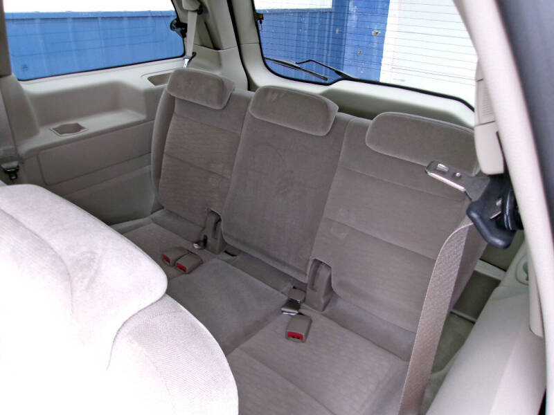 2005 Ford Freestar SE