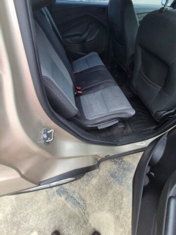 2017 Ford Escape S