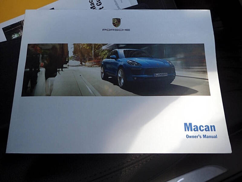 2015 Porsche Macan S