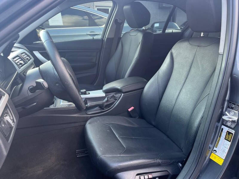 2013 BMW 3 Series 328i