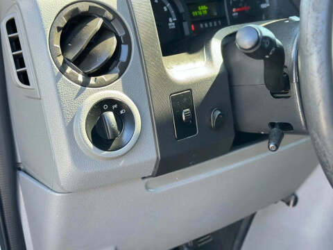 2013 Ford E-Series E-150