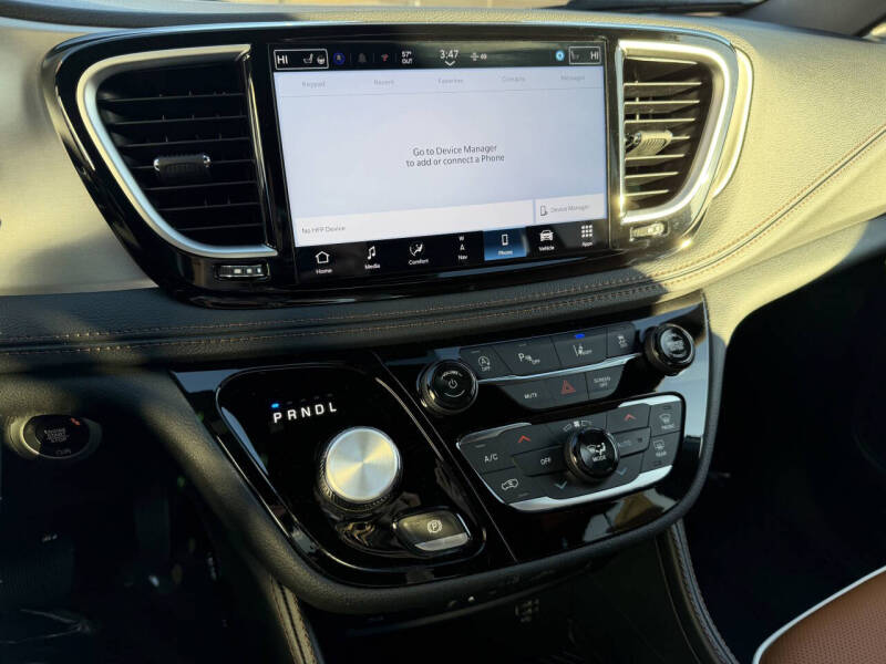 2026 Chrysler Pacifica Pinnacle