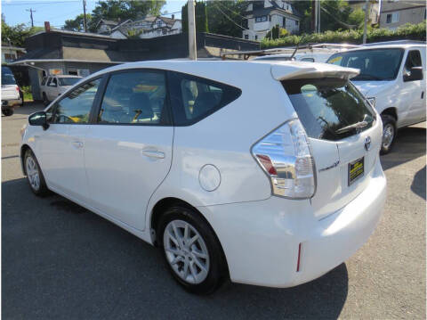 2014 Toyota Prius v