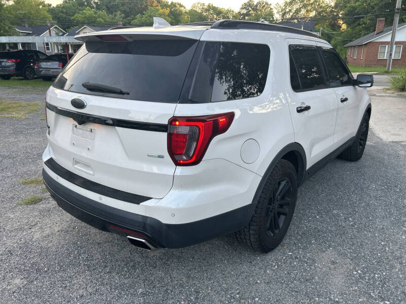 2016 Ford Explorer Sport