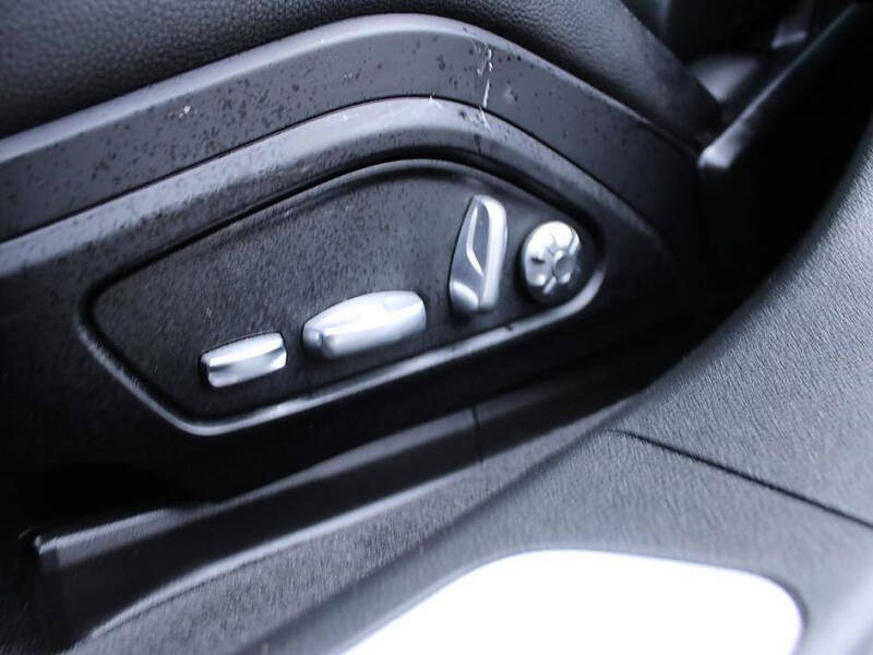 2018 Porsche Panamera 4
