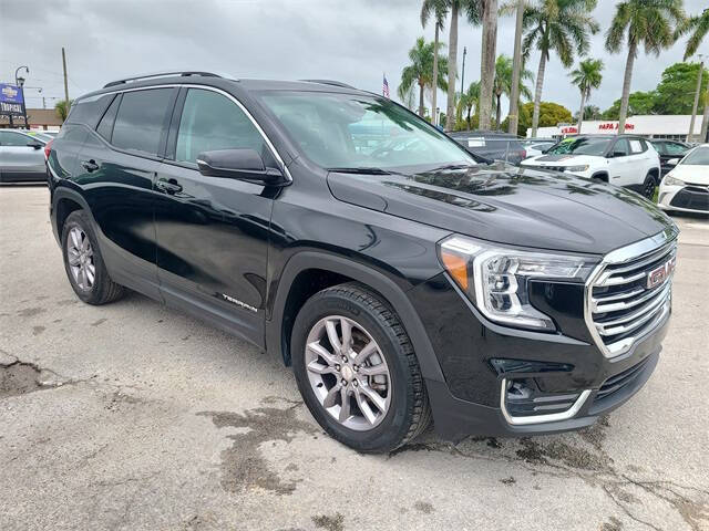 2023 GMC Terrain SLT