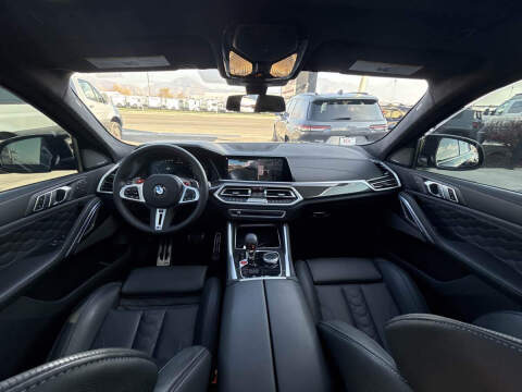 2022 BMW X6 M