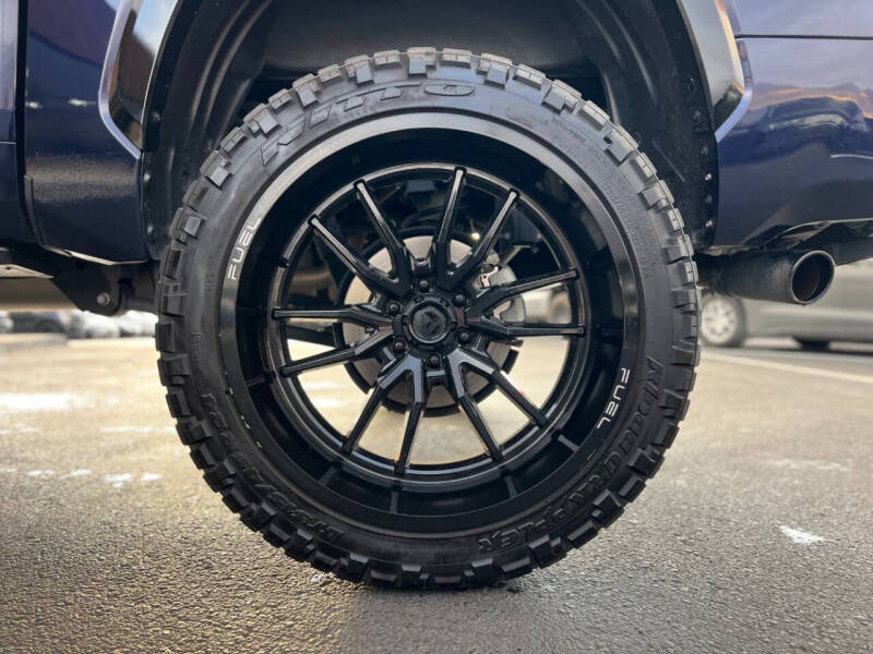 2024 Toyota Tundra Platinum