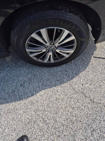 2018 Nissan Pathfinder SV