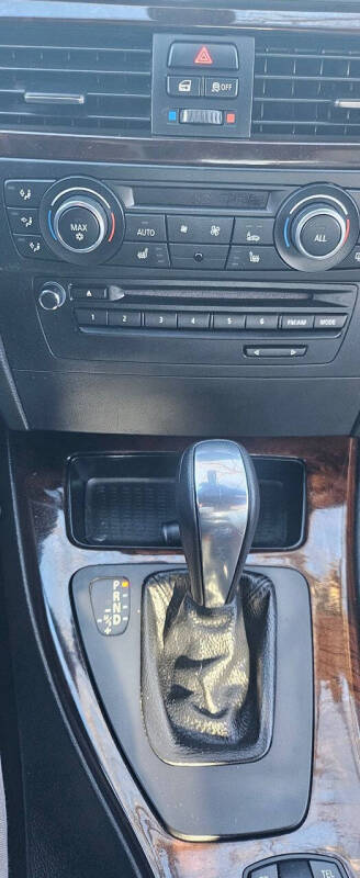 2011 BMW 3 Series 328i