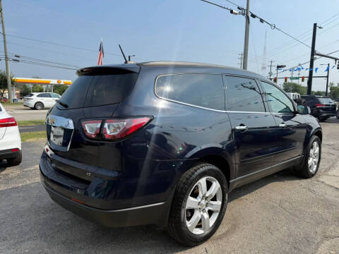 2017 Chevrolet Traverse LT