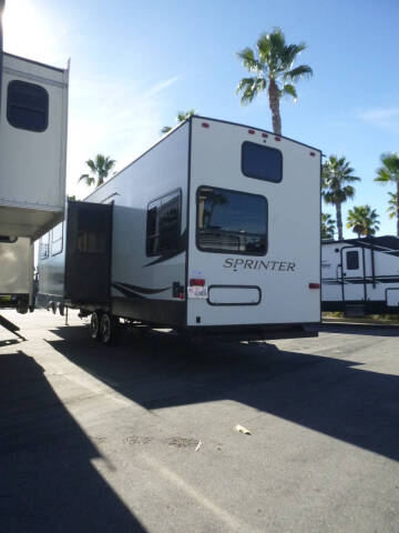 2021 Keystone RV ST35BH21