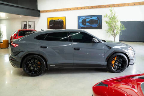 2024 Lamborghini Urus Performante