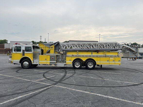1988 Sutphen Ladder