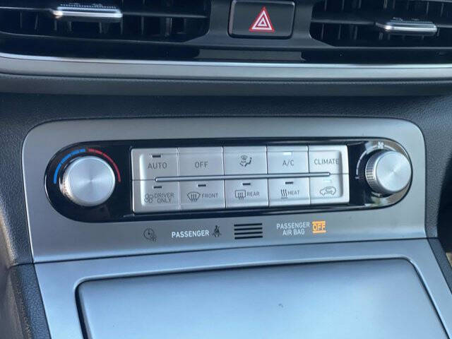 2023 Hyundai Kona Electric SE