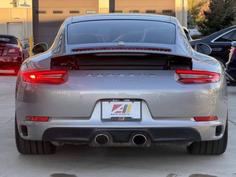 2017 Porsche 911 Carrera
