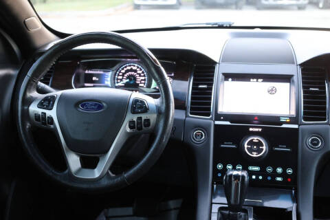 2017 Ford Taurus Limited