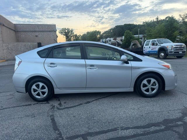 2014 Toyota Prius Two