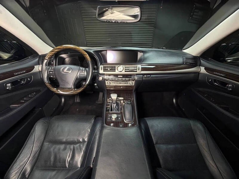 2013 Lexus LS 460