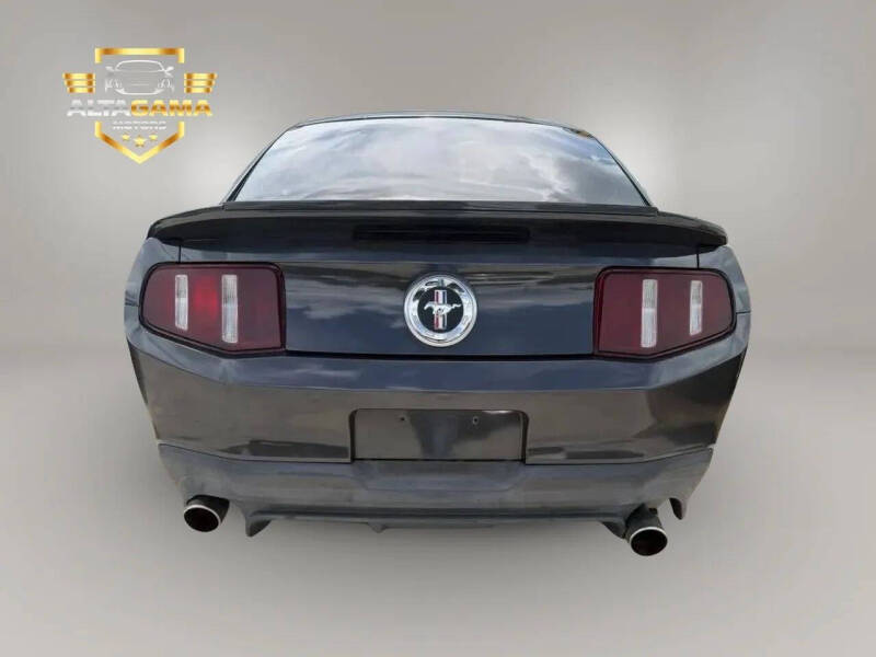 2010 Ford Mustang