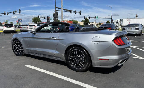 2022 Ford Mustang EcoBoost Premium