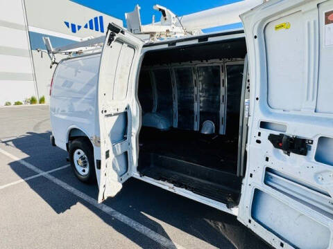 2011 GMC Savana 2500