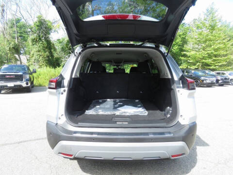 2022 Nissan Rogue SV