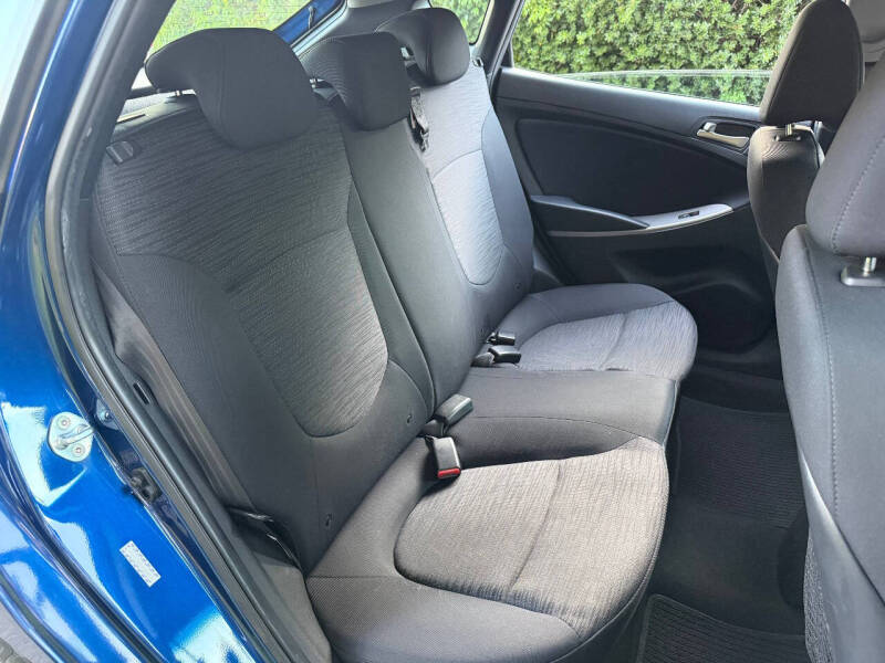 2017 Hyundai Accent SE