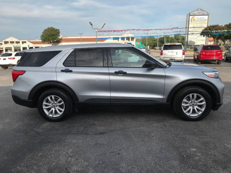 2020 Ford Explorer
