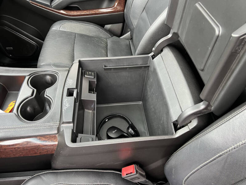 2017 GMC Yukon SLT