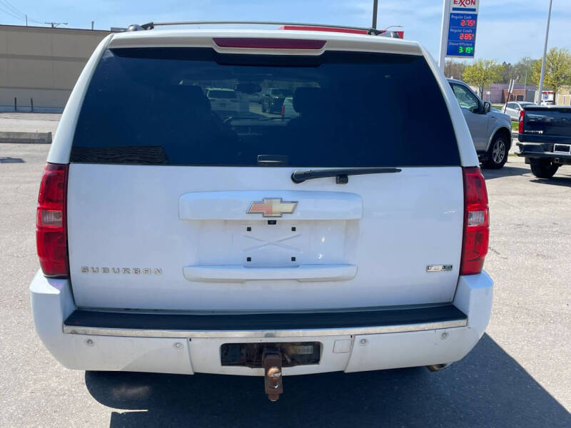 2011 Chevrolet Suburban LTZ