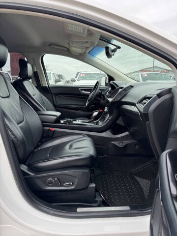 2018 Ford Edge Titanium