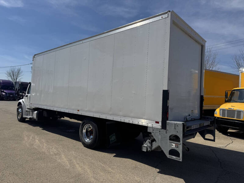 2020 Freightliner M2 106