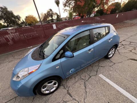 2011 Nissan LEAF SV