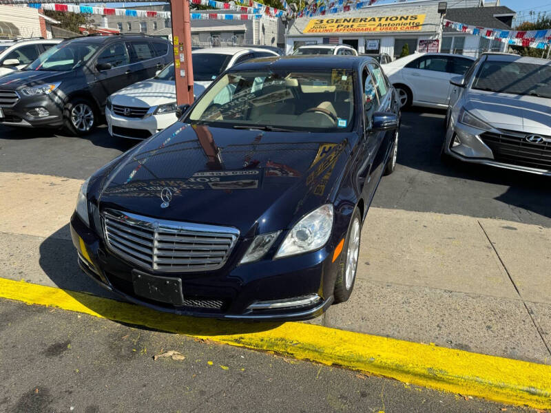 2012 Mercedes-Benz E-Class E350 Luxury photo 3