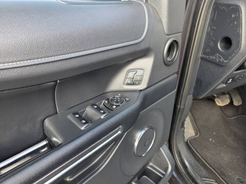 2023 Ford Expedition MAX XLT