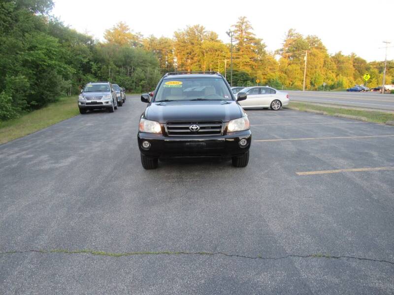 2005 Toyota Highlander for sale at Heritage Truck and Auto Inc. in Londonderry NH
