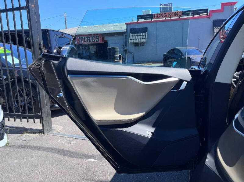2013 Tesla Model S