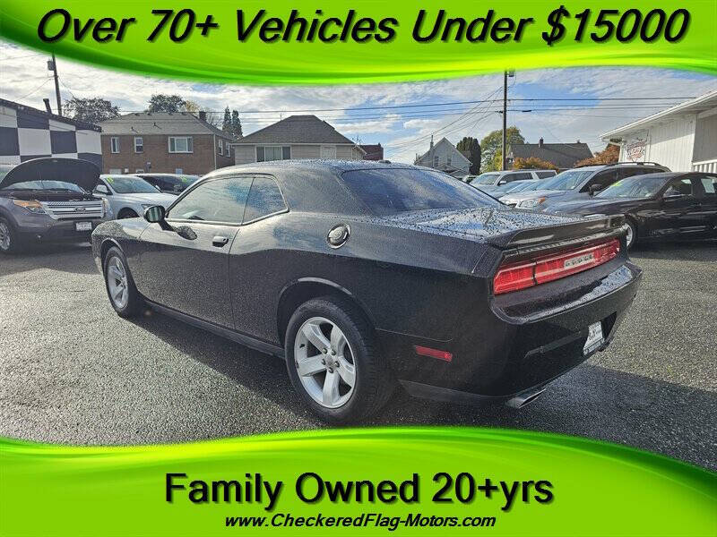 2013 Dodge Challenger SXT