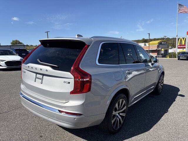 2025 Volvo XC90 B5 Core Bright Theme