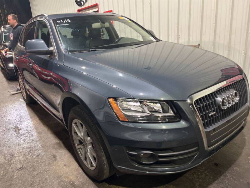 2011 Audi Q5 2.0T quattro Premium