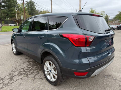 2019 Ford Escape SE