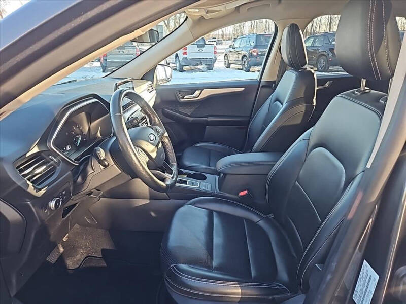 2020 Ford Escape SEL