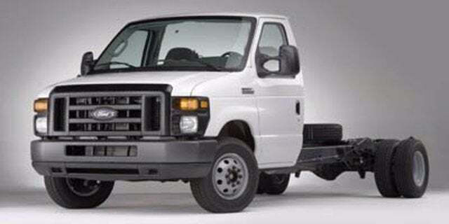 2011 Ford E-Series Chassis E-450 SD